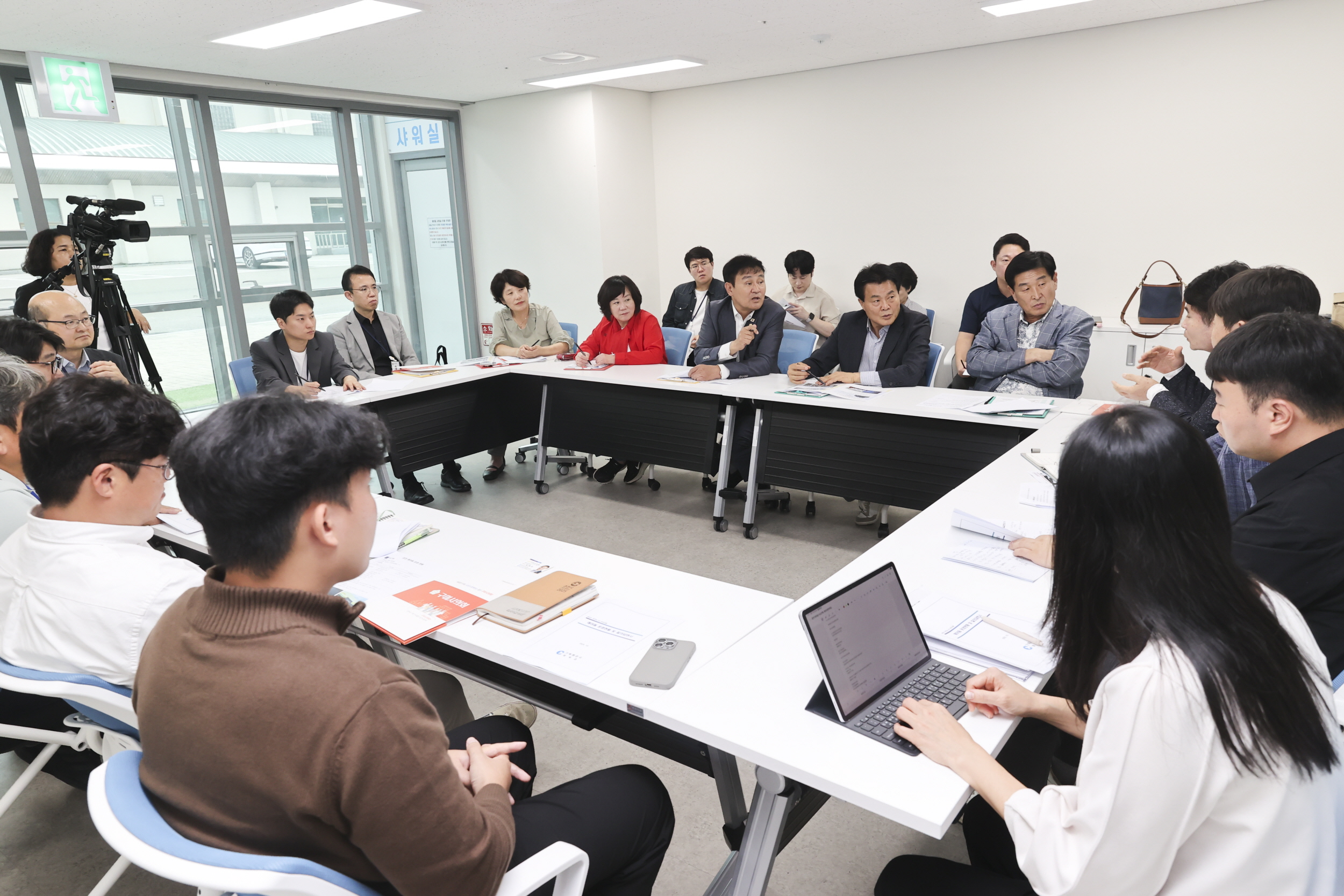 구미시의회 문화환경위원회 제291회 임시회 기간 중 춘천 송암스포츠타운 에어돔 시설 비교견학 실시!