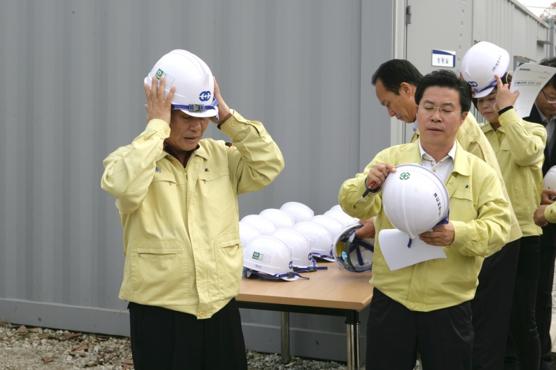 20141106-116[345M2477-제191회 임시회 기획행정위원회 도개면 신라불교문화 초전지 현장 방문.JPG