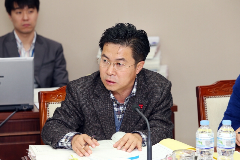 20141211-032[AP7U7403-제192회 정례회 예산결산특별위원회 2015년도 세입세출예산안 심사.JPG