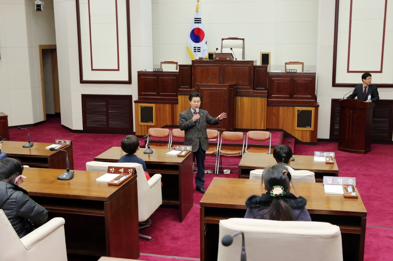 20150224-003[AP7U9200-원호한누리타운 새마을문고 어린이및학부모 의회방문.JPG