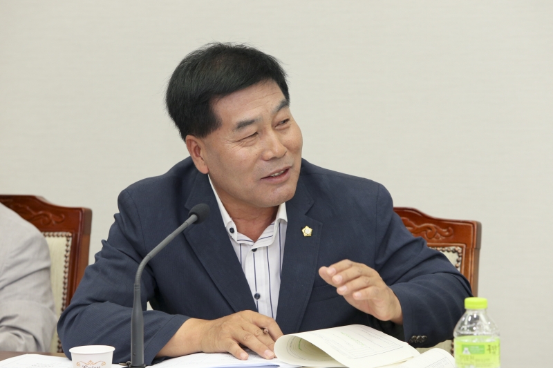 20150609-028[AP7U6899-제196회 임시회시 예산결산특별위원회 2015년도 제1회 추가경정예산안 심사활동.JPG