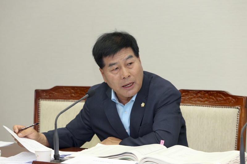 20150610-006[AP7U6959-제196회 임시회시 예산결산특별위원회 2015년도 제1회 추가경정예산안 심사활동.JPG