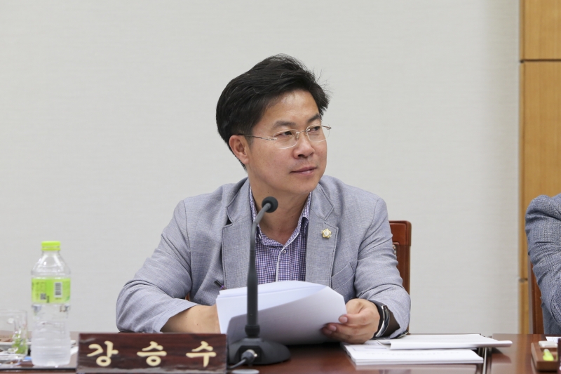 20150708-024[AP7U7614-제197회 정례회 기획행정위원회 조례안 심사활동.jpg