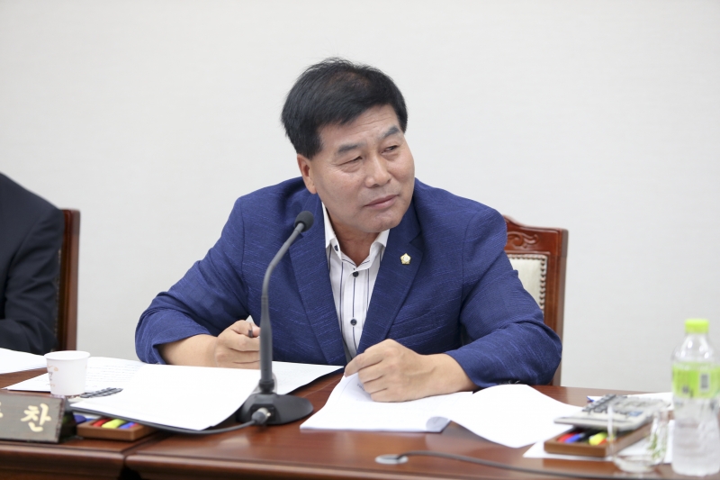 20150708-030[AP7U7624-제197회 정례회 기획행정위원회 조례안 심사활동.jpg