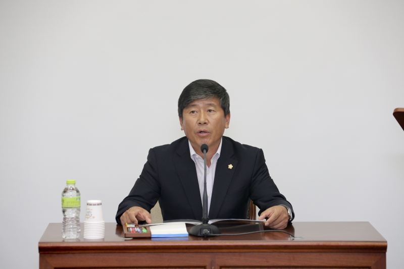 20150910-002[AP7U1702-제198회 임시회시 기획행정위원회 조례안 심사활동.jpg