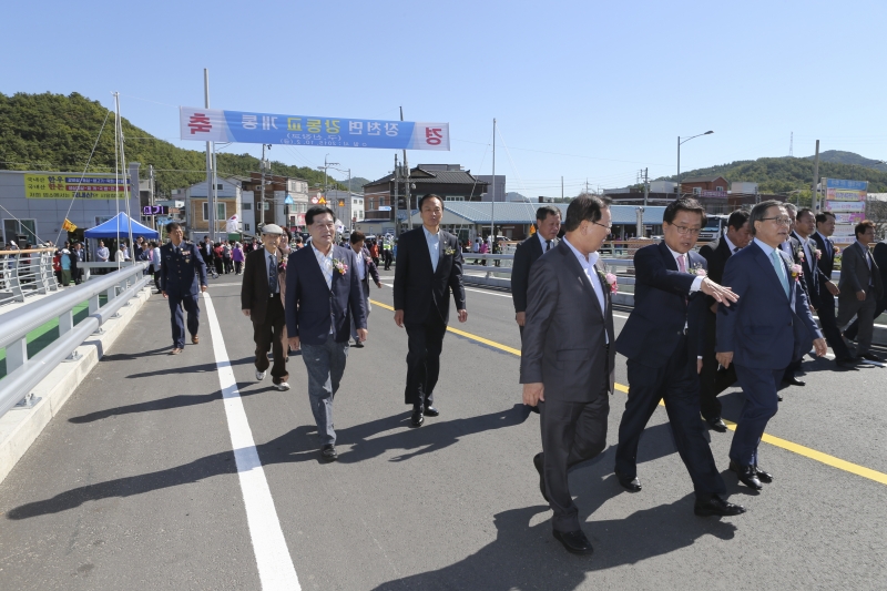 20151002-015[AP7U5312-장천면 강동교 준공식.jpg