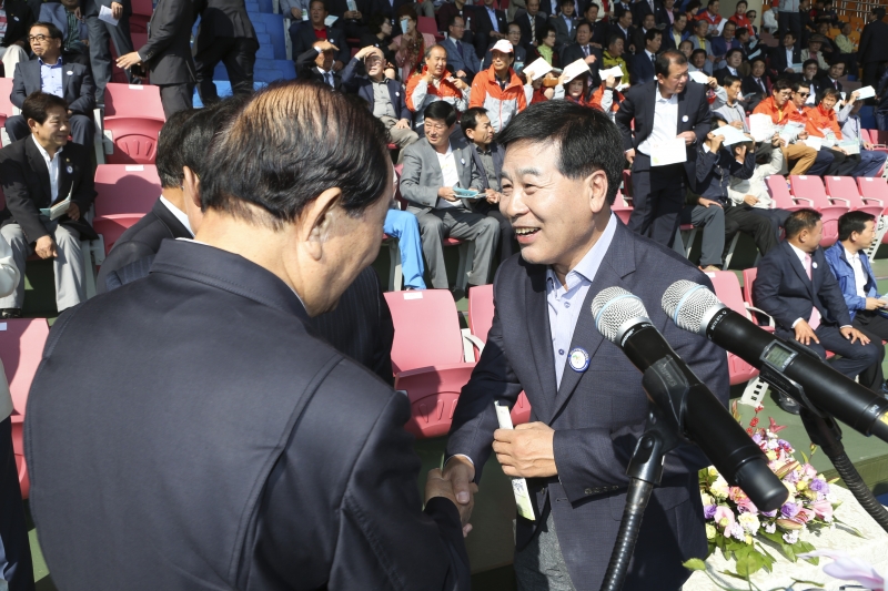 20151017-059[AP7U6545-2015 구미시민 한마음 대축제 개막식.jpg