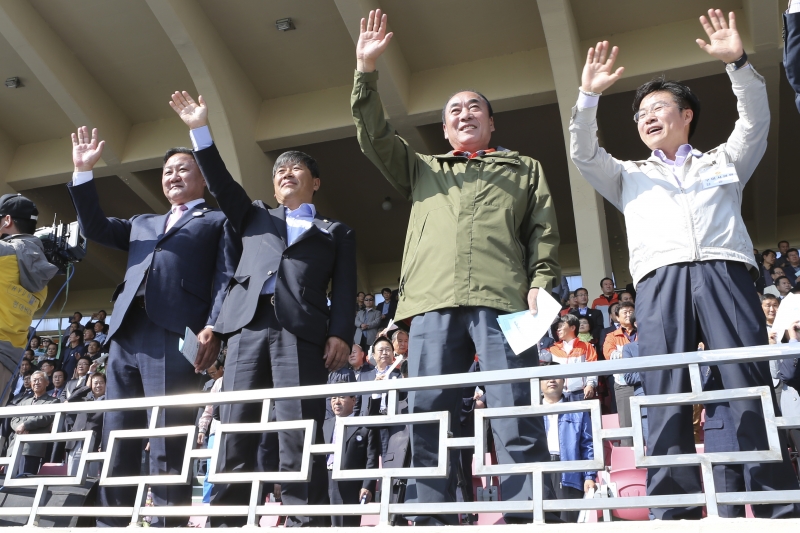 20151017-085[AP7U6612-2015 구미시민 한마음 대축제 개막식.jpg