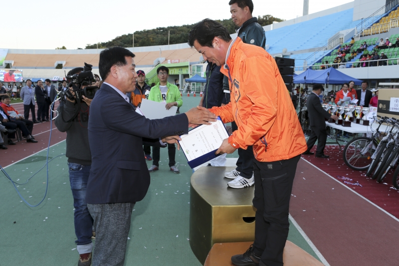 20151017-348[AP7U6999-2015 구미시민 한마음 대축제 폐막식.jpg