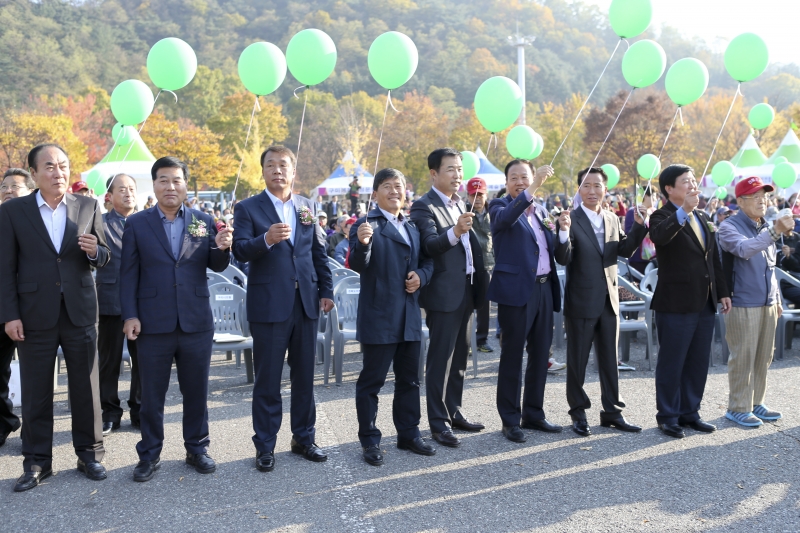 20151104-048[AP7U8877-일천만 그루 나무심기운동 달성 기념행사.jpg