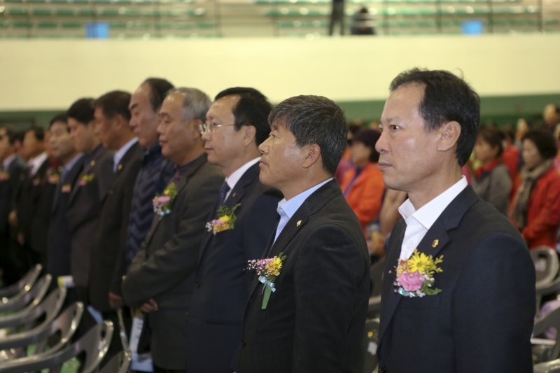 20151113-026[AP7U9990-제18회 농업인 한마음 화합대회.jpg
