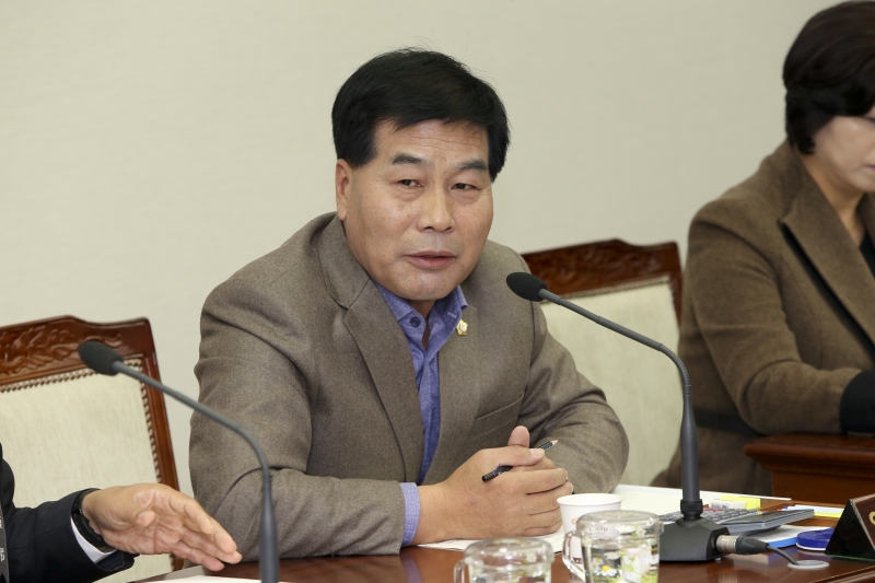 20151126-020[AP7U0894-제200회 정례회 의회운영위원회 소관 행정사무감사 활동.jpg