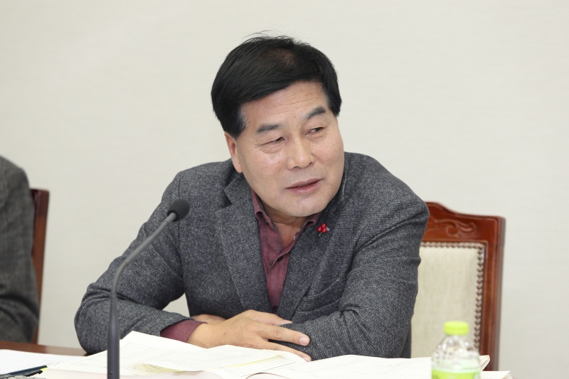 20151207-006[AP7U1850-제200회 기획행정위원회 소관 2016년도 세입세출예산안 예비심사 활동.jpg