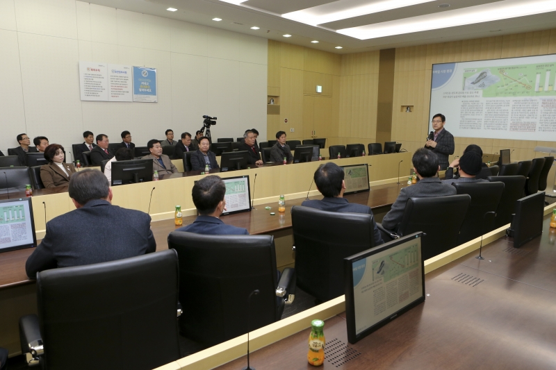 20160201-048[AP7U5346-제201회 임시회시 주)삼성전자 기업체 방문.jpg