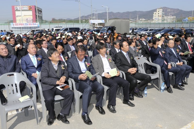 20160315-015[AP7U7156-구미칠곡 축산농협 종합유통센터 기공식.jpg