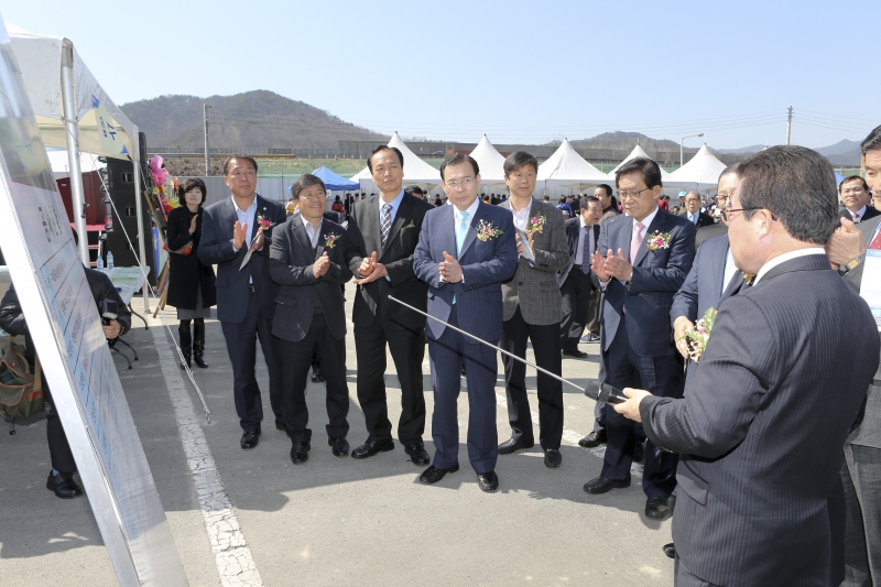 20160315-024[AP7U7174-구미칠곡 축산농협 종합유통센터 기공식.jpg