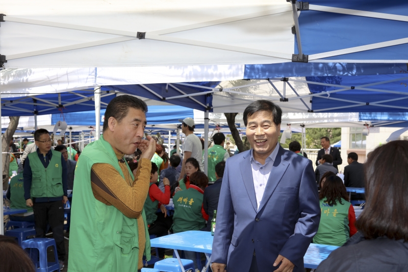 20160422-061[IMG_1388-제46주년 새마을의 날 기념식.jpg