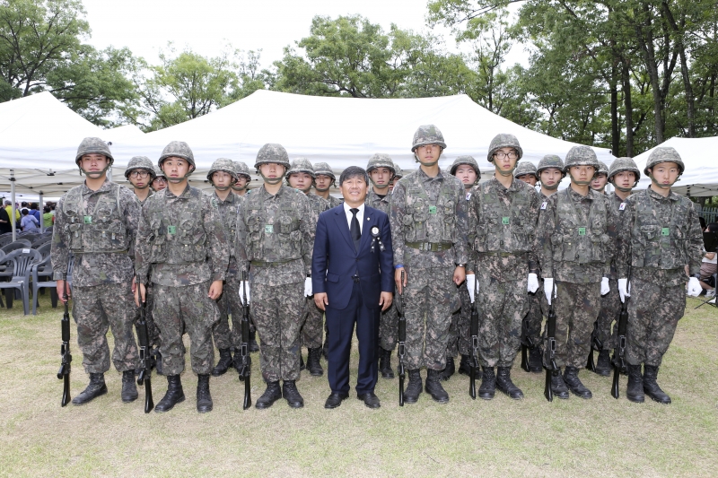 20160606-034[AP7U1570-제61회 현충일 추념식.jpg