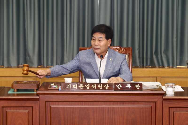 20160712-003[AP7U2594-제206회 정례회 의회운영위원회 소관 행정사무감사 활동.jpg