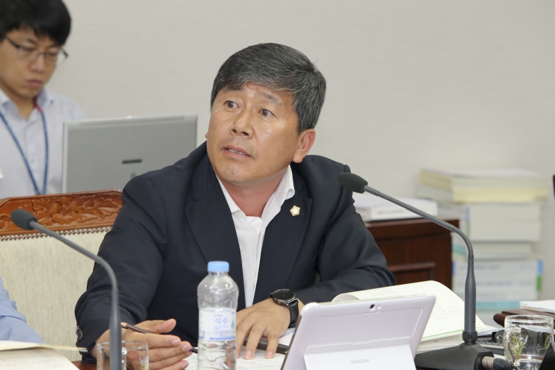 20160712-075[AP7U2738-제206회 정례회 산업건설위원회 소관 행정사무감사 활동.jpg