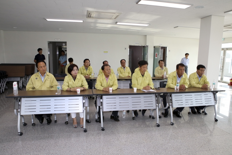 20160825-003[IMG_3313-폐회중 기획행정위원회 구미낙동강 수상레포츠 체험센터 현장 방문.jpg