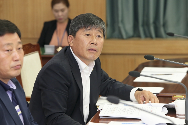 20160926-031[AP7U5739-제207회 임시회 산업건설위원회 조례안 심사활동.jpg