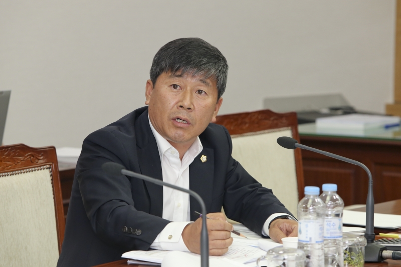 20160926-032[AP7U5743-제207회 임시회 산업건설위원회 조례안 심사활동.jpg