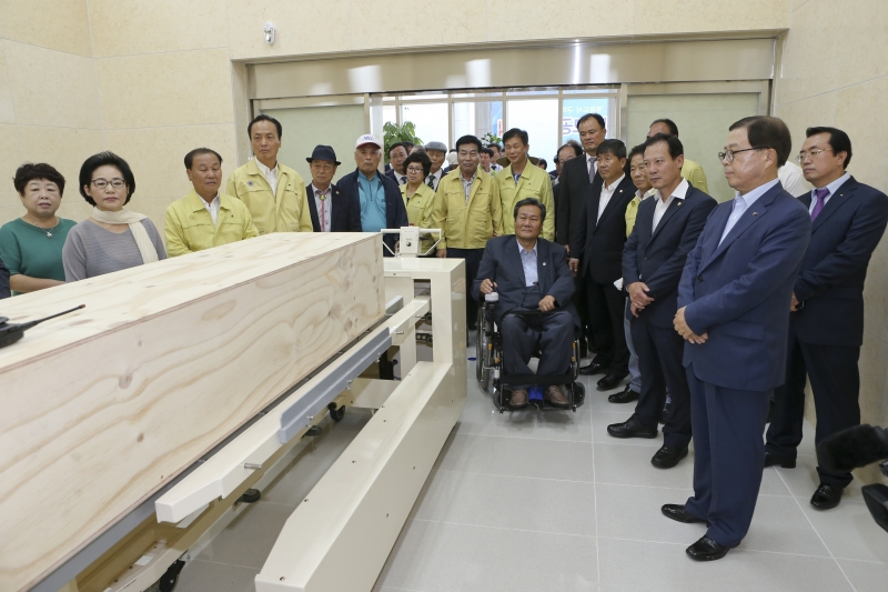 20160927-236[AP7U6315-구미시추모공원 개원식.jpg