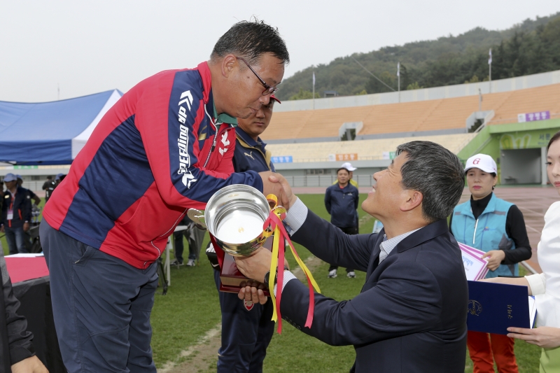 20161001-240[AP7U6972-2016 구미시민 한마음 대축제 시상식.jpg