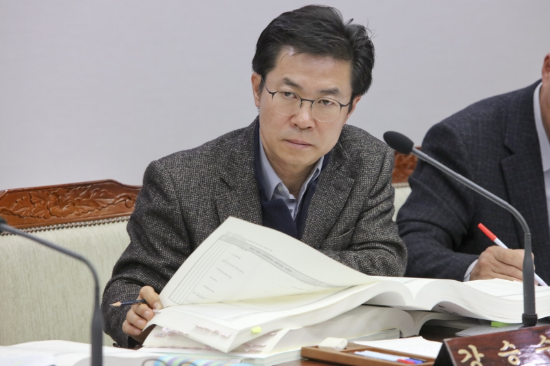 20161213-009[IMG_5463-제209회 정례회 예산결산특별위원회 2017년도 세입세출예산안 심사활동.jpg