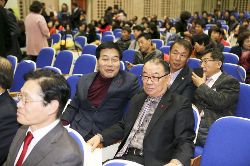 20161220-021[AP7U3958-2016 구미시 새마을지도자 평가대회.jpg