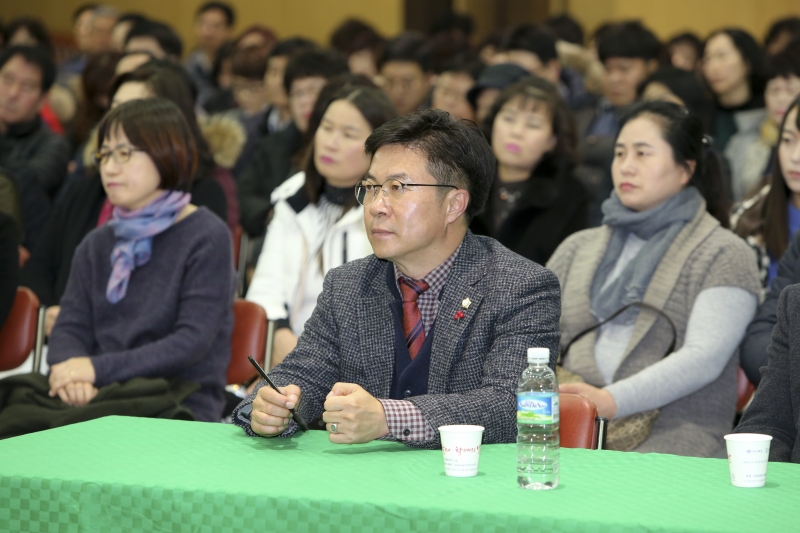 20170208-020[AP7U6709-김형기 지방분권개헌국민행동 상임의장 초청강연회.JPG