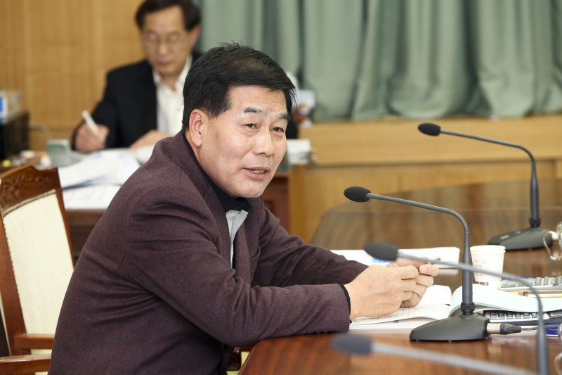 20170213-010[AP7U7045-제210회 임시회 기획행정위원회 조례안 심사활동.JPG