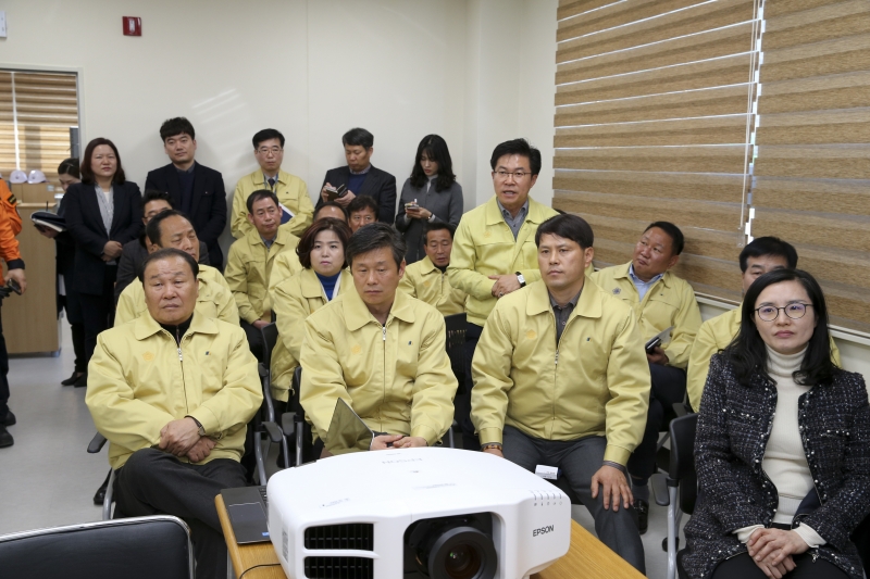 20170313-016[AP7U8105-제211회 임시회시 구미화학재난합동방재센터 현장 방문.JPG