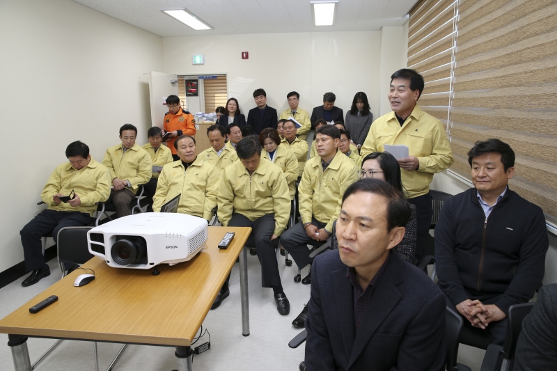 20170313-019[AP7U8109-제211회 임시회시 구미화학재난합동방재센터 현장 방문.JPG