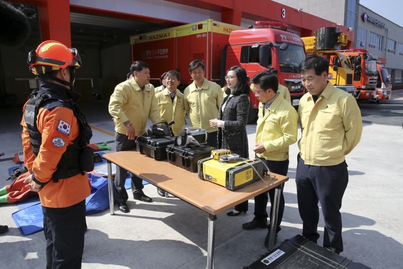 20170313-073[AP7U8252-제211회 임시회시 구미화학재난합동방재센터 현장 방문.JPG
