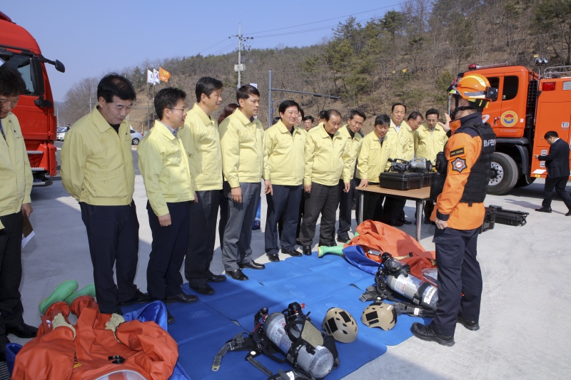 20170313-099[IMG_6362-제211회 임시회시 구미화학재난합동방재센터 현장 방문.JPG