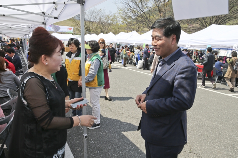 20170407-046[AP7U9302-구미시여성단체협의회 사랑의 바자회.JPG