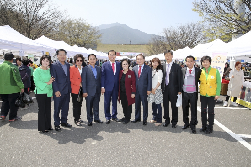 20170407-056[AP7U9327-구미시여성단체협의회 사랑의 바자회.JPG