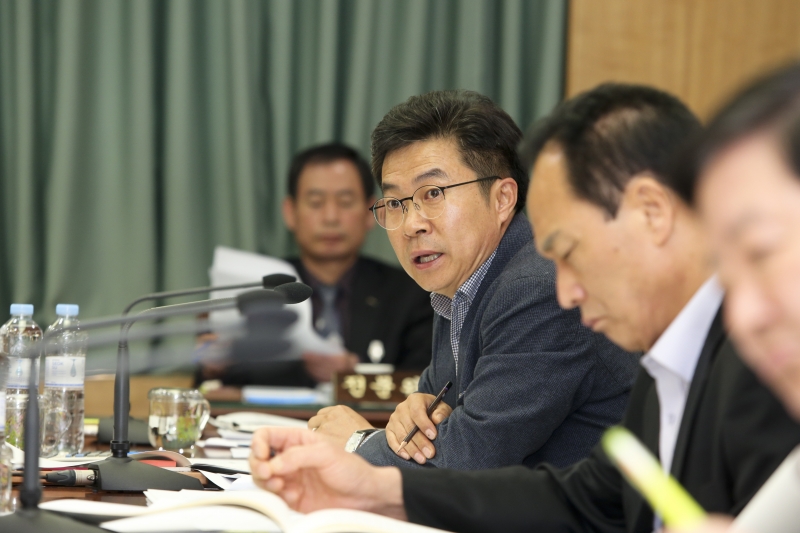 20170410-015[AP7U9497-제212회 임시회 기획행정위원회 활동.JPG