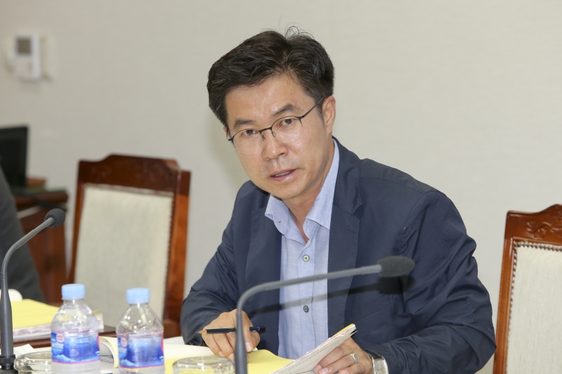 20170911-015[AP7U5598-제216회 임시회 예산결산특별위원회 2017년도 제2회 추경예산안 심사활동.JPG