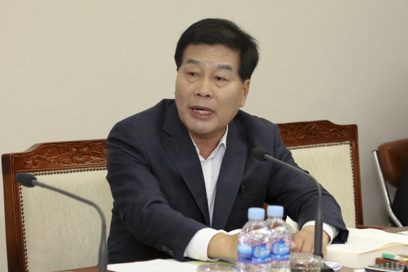 20171025-041[IMG_8510-제217회 임시회 기획행정위원회 2018년도 주요업무보고 청취.JPG