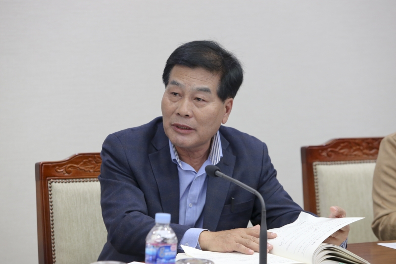 20171026-066[AP7U8257-제217회 임시회 기획행정위원회 2018년도 주요업무보고 청취.JPG