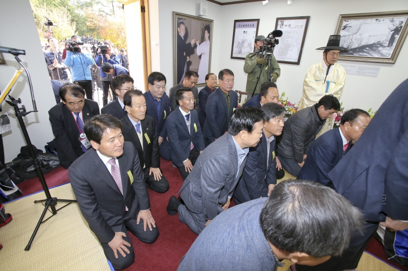 20171114-012[AP7U9050-박정희 대통령 탄생100돌 숭모제.JPG