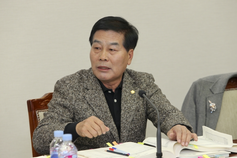 20171201-014[AP7U9802-제218회 정례회 기획행정위원회 소관 2018년도 예산안 예비심사활동.JPG