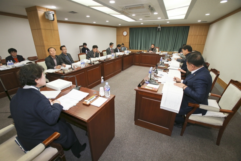 20171207-004[AP7U0046-제218회 정례회 예산결산특별위원회 2018년도 예산안 심사활동.JPG