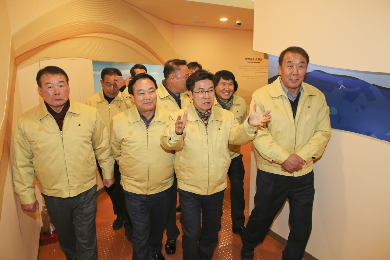 20180111-080[AP7U1366-구미시의회 의원 신라불교초전지 현장방문.JPG