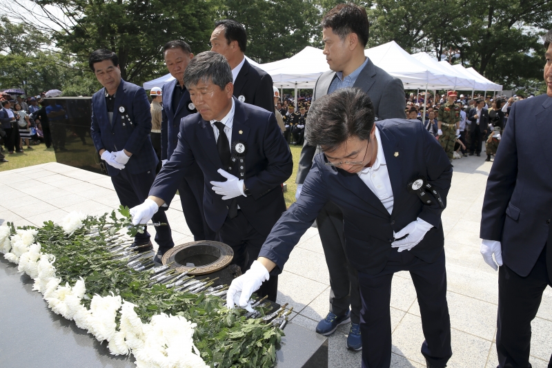 20180606-028[AP7U5675-제63회 현충일 추념식.JPG