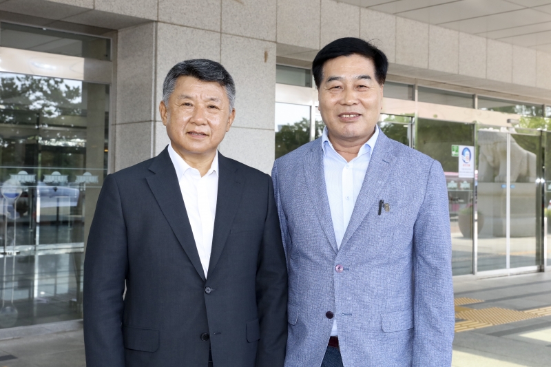 20180731-122[IMG_0977-구미시의회 의원 삼성전자 네트워크 사업부 이전 관련 국회 방문.JPG