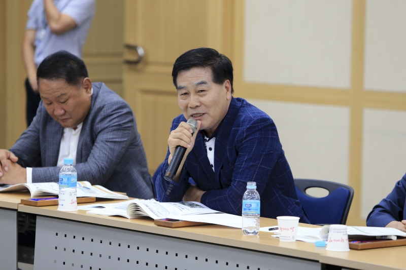 20180822-043[AP7U9121-구미시의회 의원들과 장세용 구미시장 간담회.JPG